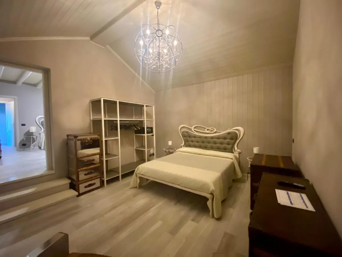 Casale Raffaello Hotel Albese Con Cassano Guest house