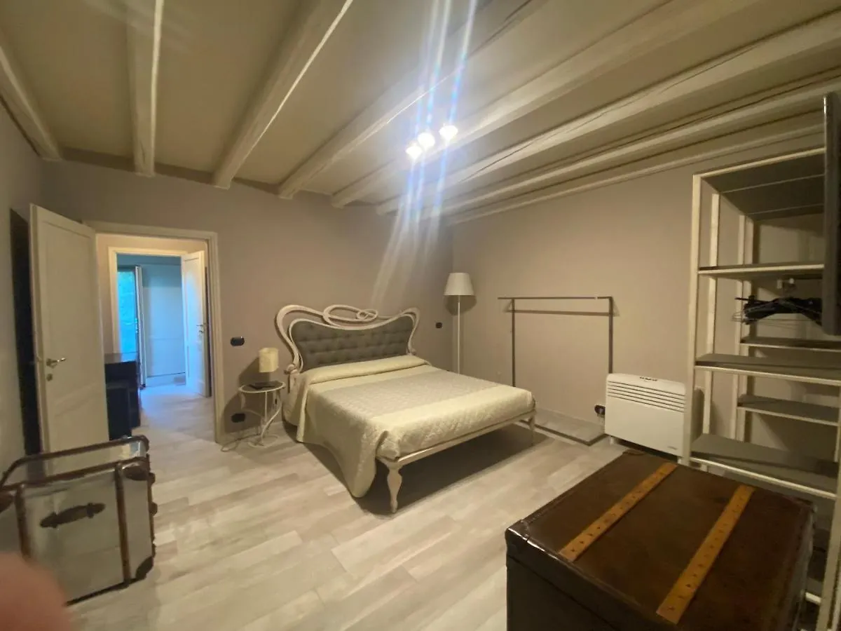 Casale Raffaello Hotel Albese Con Cassano Guest house